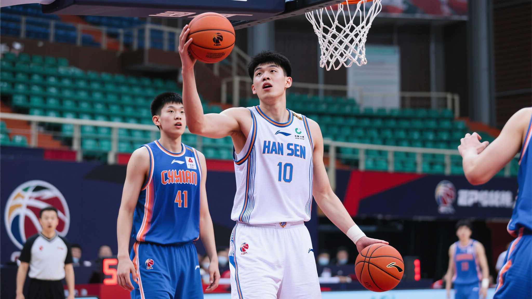 亚梅里克 亚梅里克